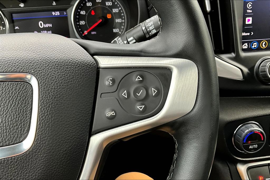 Certified 2024 GMC Terrain SLT image 24