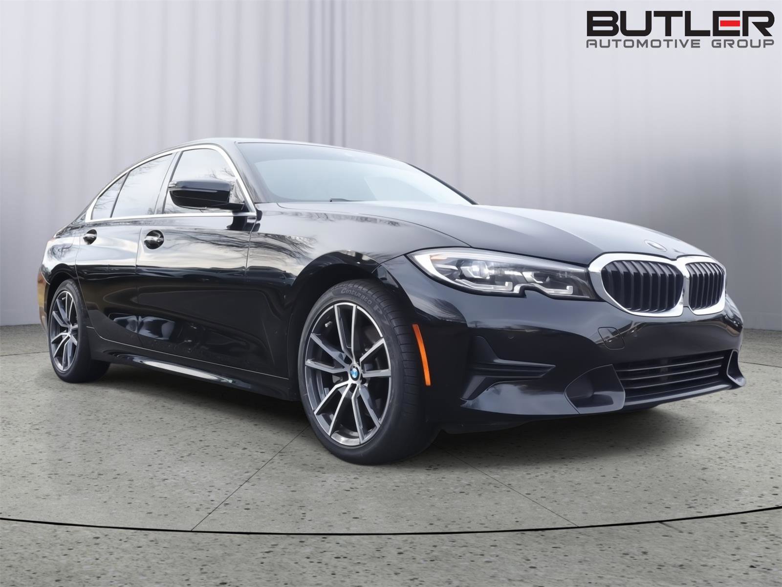 Used 2019 BMW 330i Sedan w/ Premium Package image 9