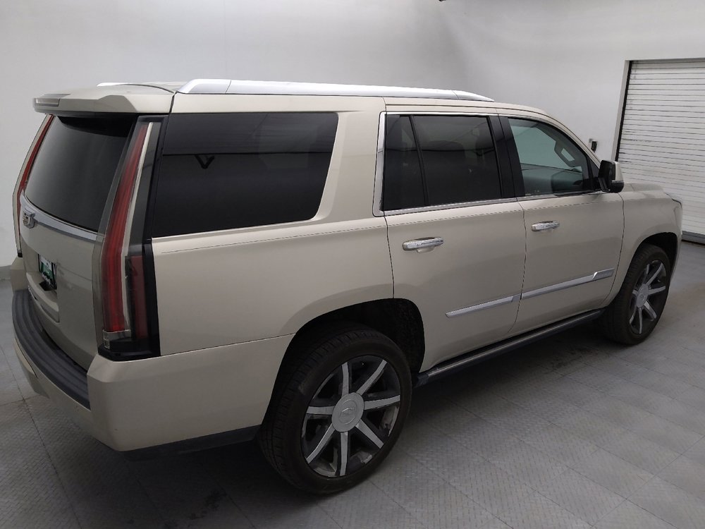 Used 2016 Cadillac Escalade Premium image 10