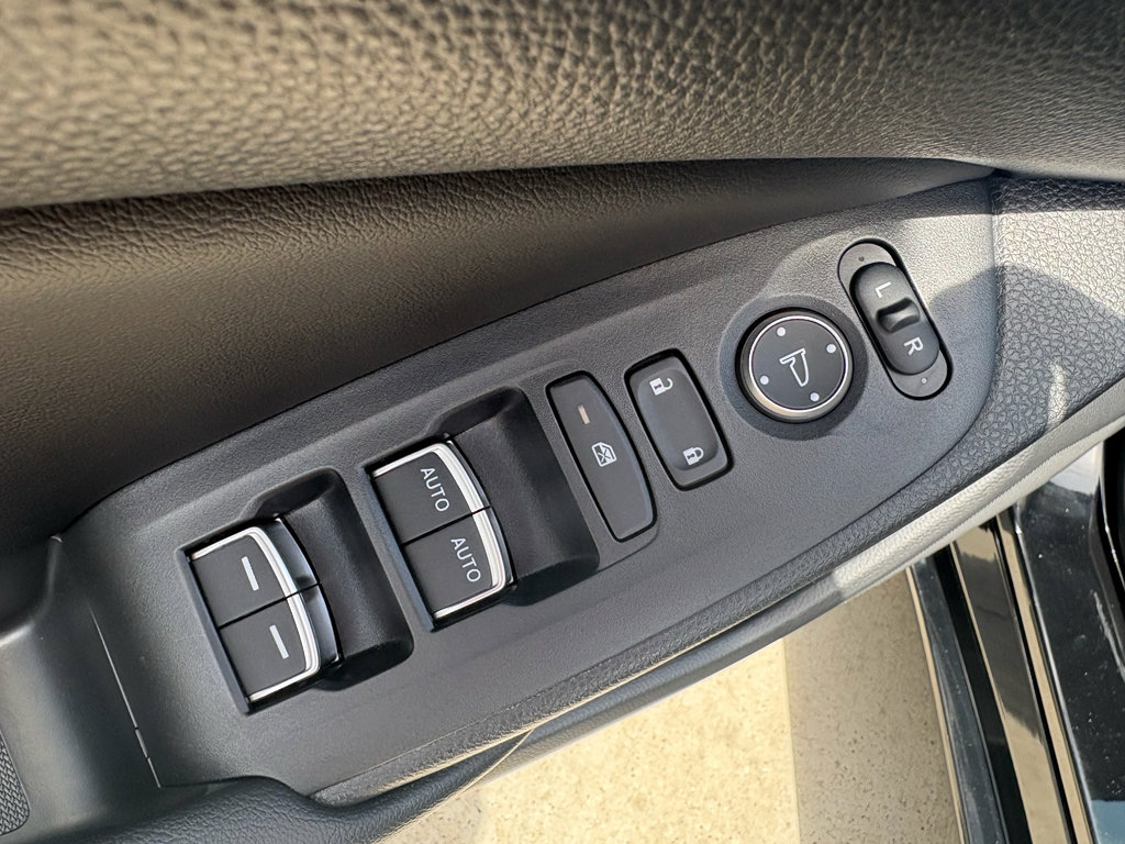 Certified 2022 Honda Accord LX image 12