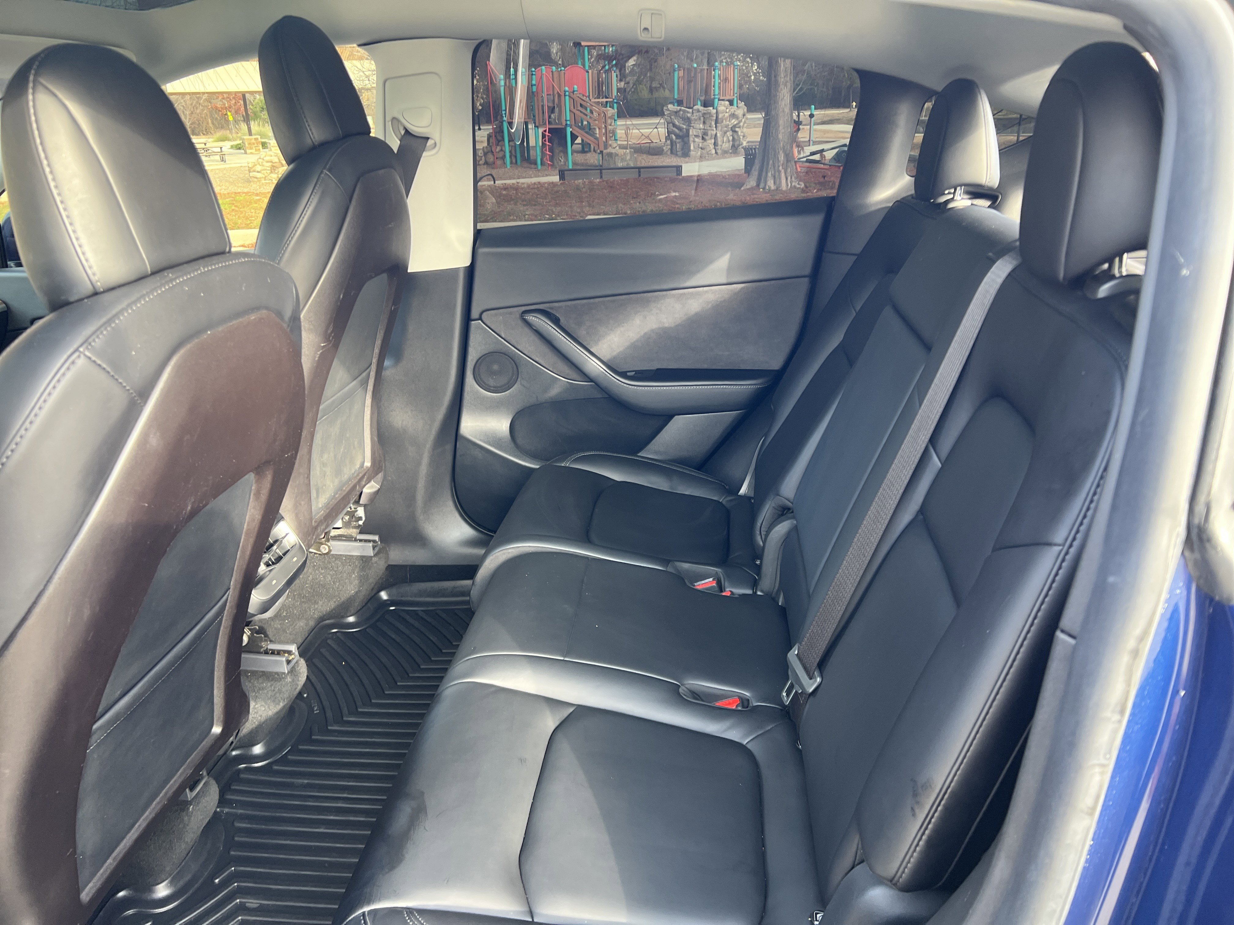 Used 2021 Tesla Model Y Long Range image 30