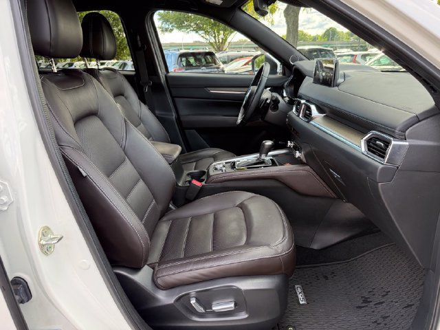 Used 2024 MAZDA CX-5 Signature AWD/4WD image 32