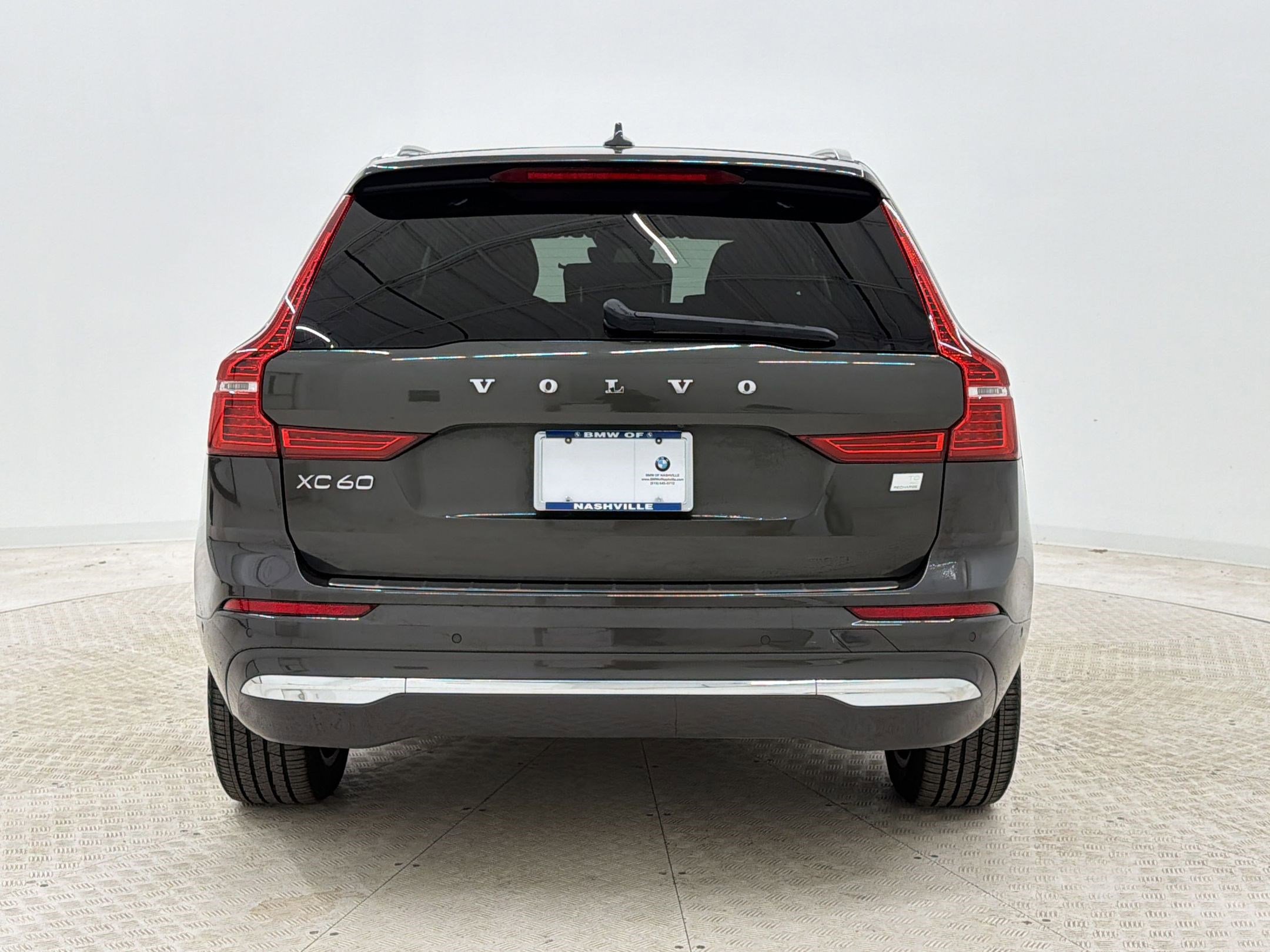 Used 2022 Volvo XC60 T8 Inscription Expression w/ Advanced Package AWD/4WD image 10