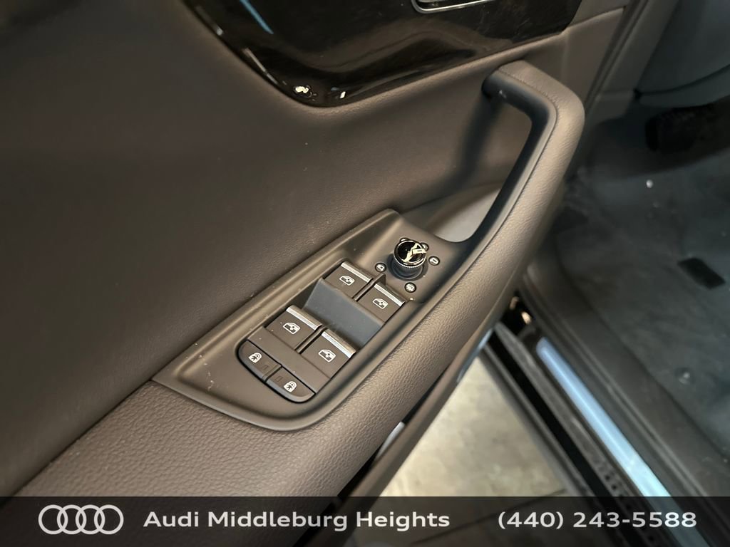 Used 2026 Audi Q7 2.0T Premium image 13