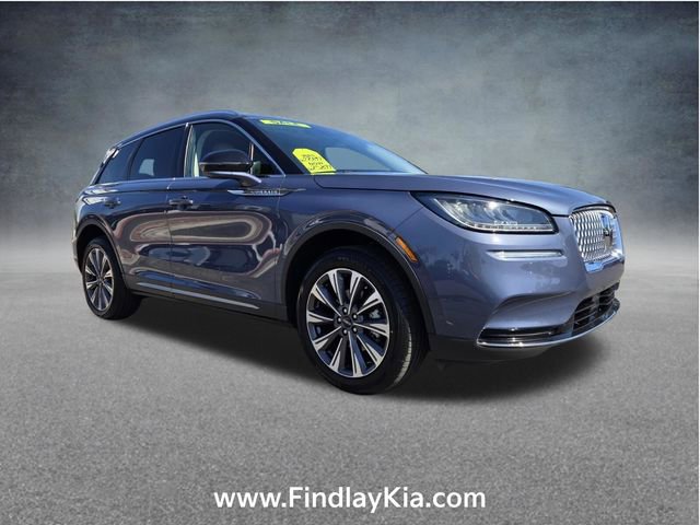 Used 2022 Lincoln Corsair Reserve w/ Rear Removable Package Tray FWD image 3