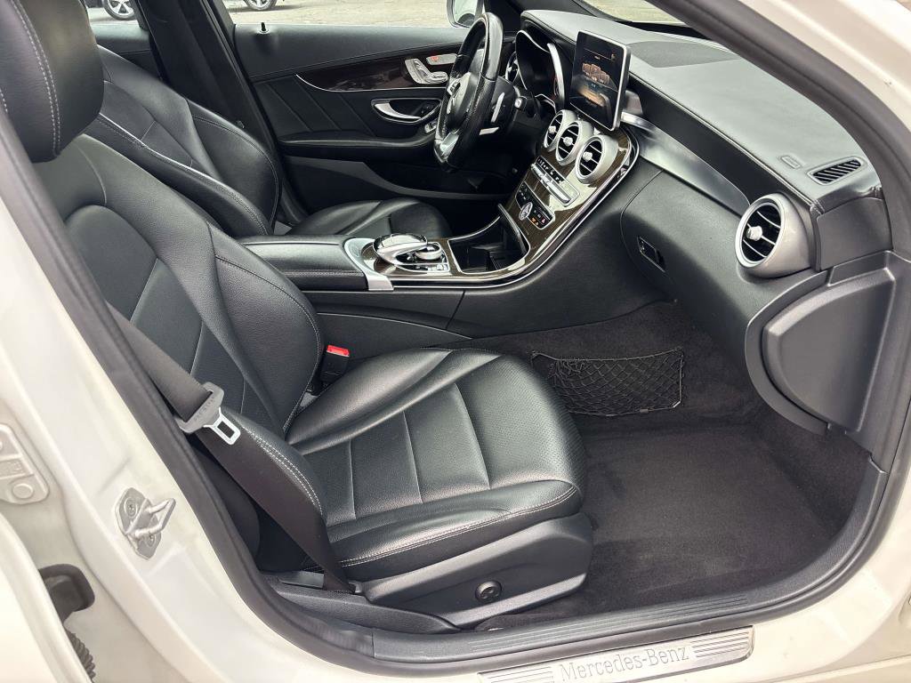 Used 2015 Mercedes-Benz C 400 4MATIC image 15