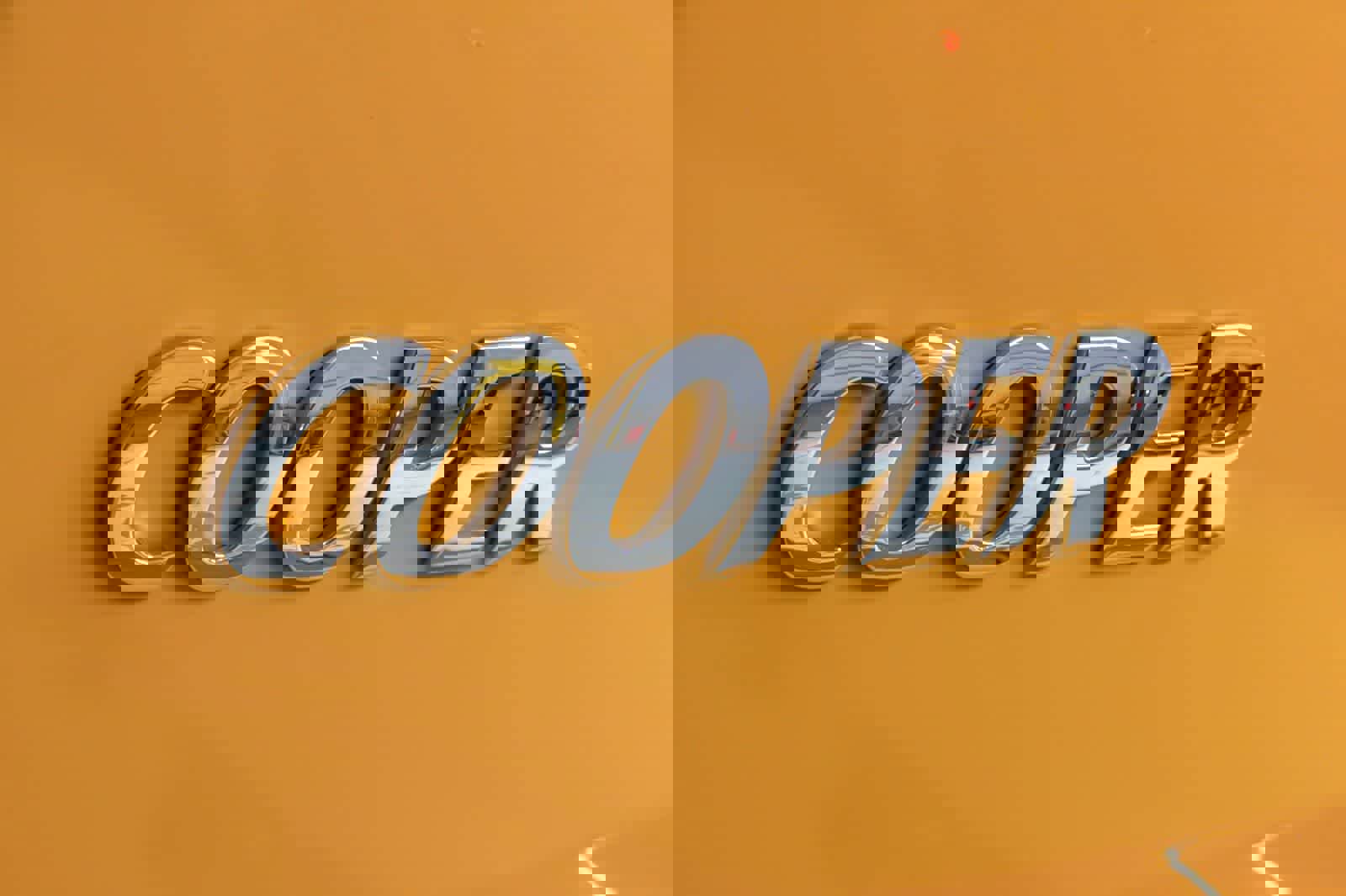 Used 2016 MINI Cooper 2-Door Hardtop image 26