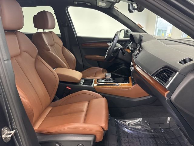 Used 2023 Audi Q5 2.0T Prestige w/ Prestige Package image 26