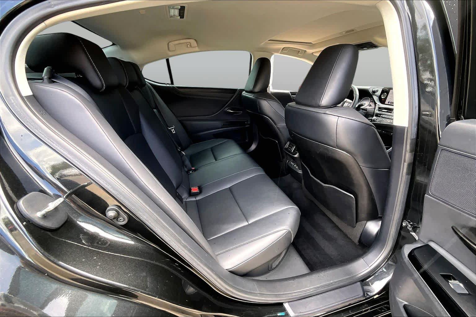 Used 2023 Lexus ES 300h w/ Premium Package FWD image 20