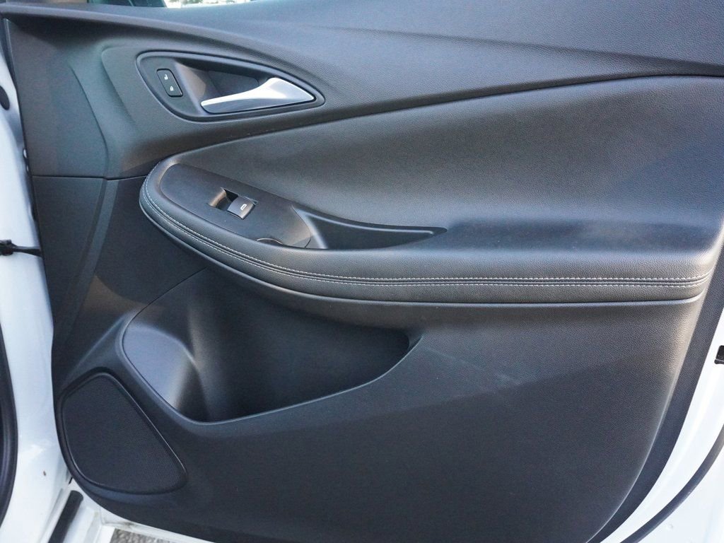 Used 2020 Buick Encore GX Preferred w/ Sport Touring Package image 19