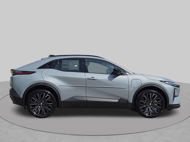 New 2026 Toyota C-HR AWD/4WD image 4