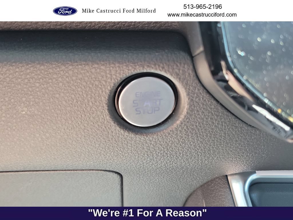 Used 2026 Kia Carnival SX w/ SX Dark Edition Package FWD image 21