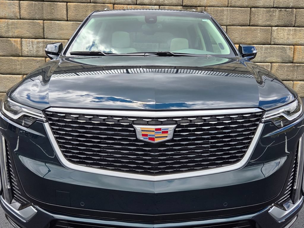 Used 2024 Cadillac XT6 Premium Luxury AWD/4WD image 9