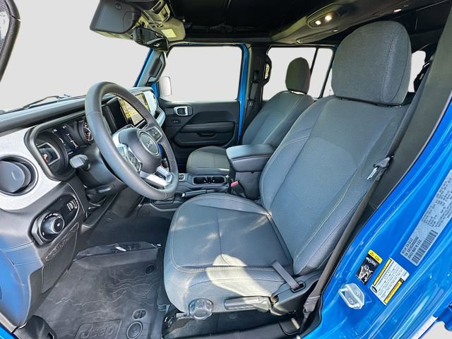 Used 2024 Jeep Wrangler Sahara image 20
