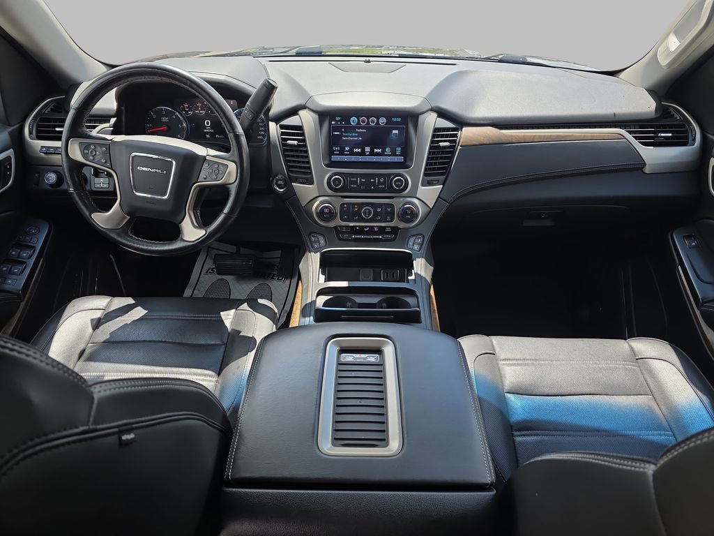 Used 2018 GMC Yukon Denali AWD/4WD image 11