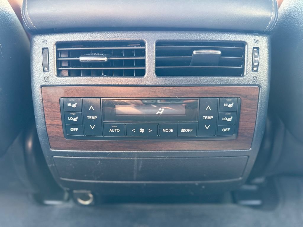 Used 2019 Toyota Land Cruiser AWD/4WD image 32