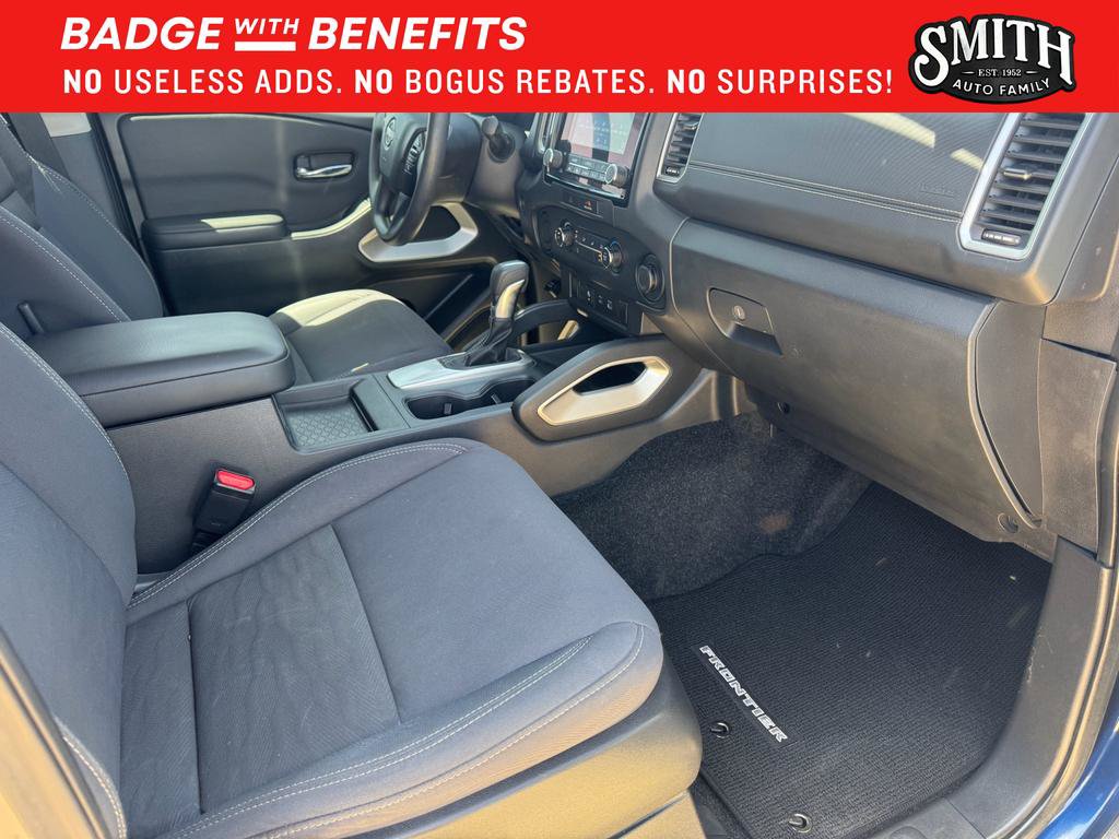Used 2022 Nissan Frontier SV w/ Technology Package RWD image 30