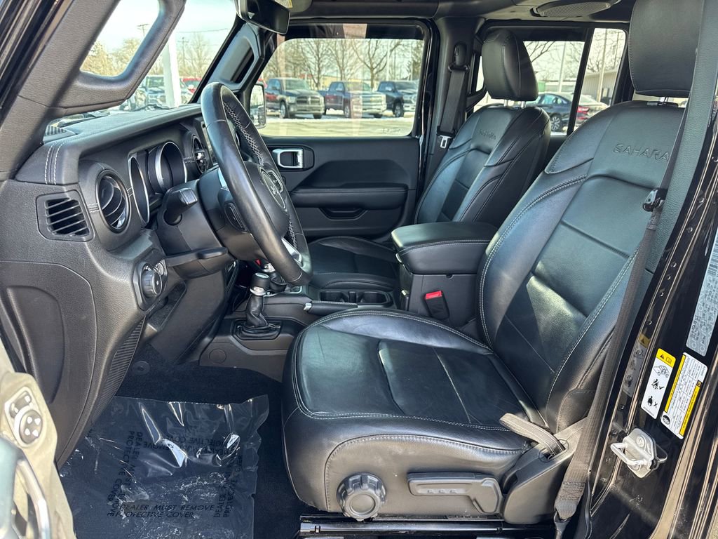 Certified 2018 Jeep Wrangler Unlimited Sahara image 11