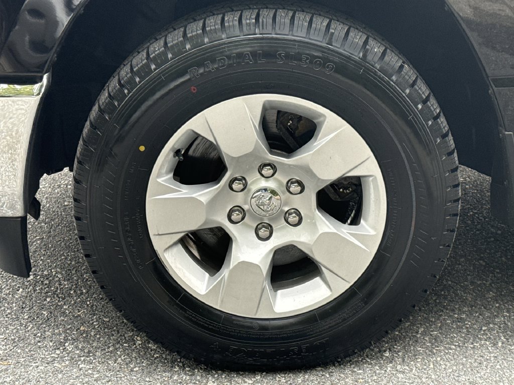 Used 2020 RAM 1500 Big Horn AWD/4WD image 18