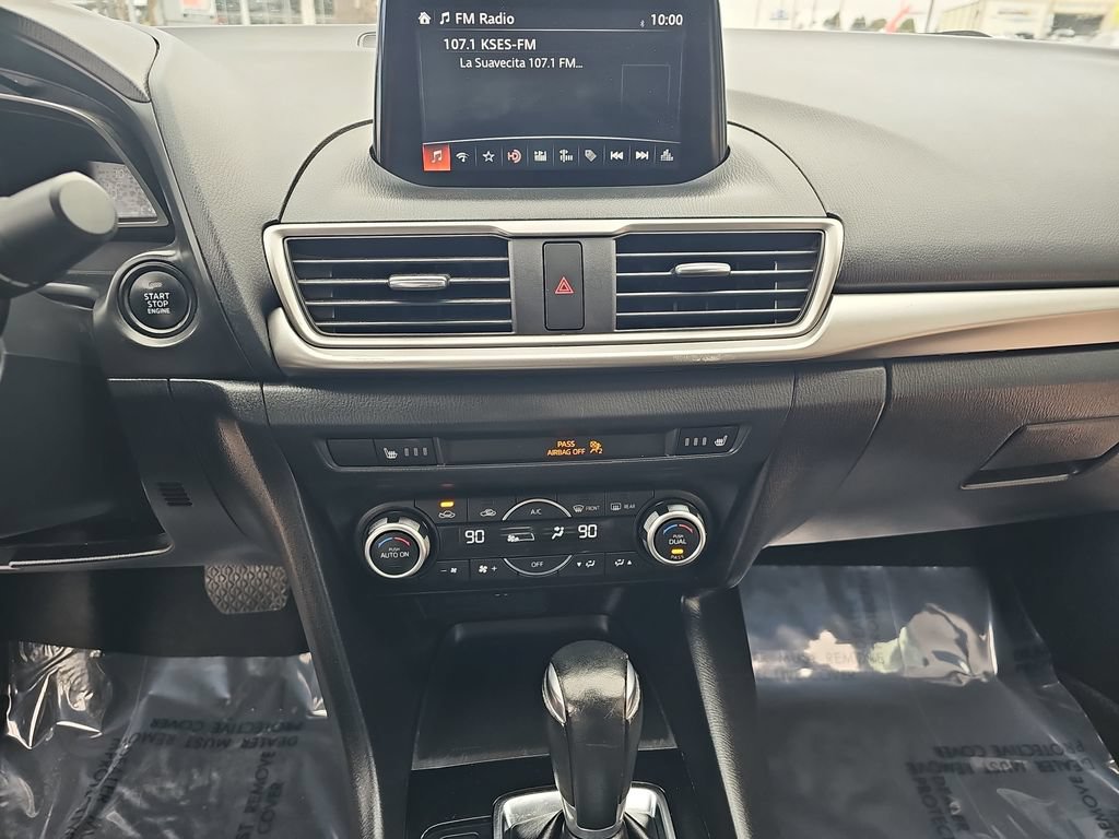 Used 2018 MAZDA MAZDA3 Touring FWD image 19