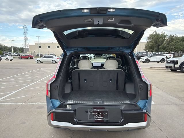 Certified 2024 Kia EV9 GT-Line AWD/4WD image 35