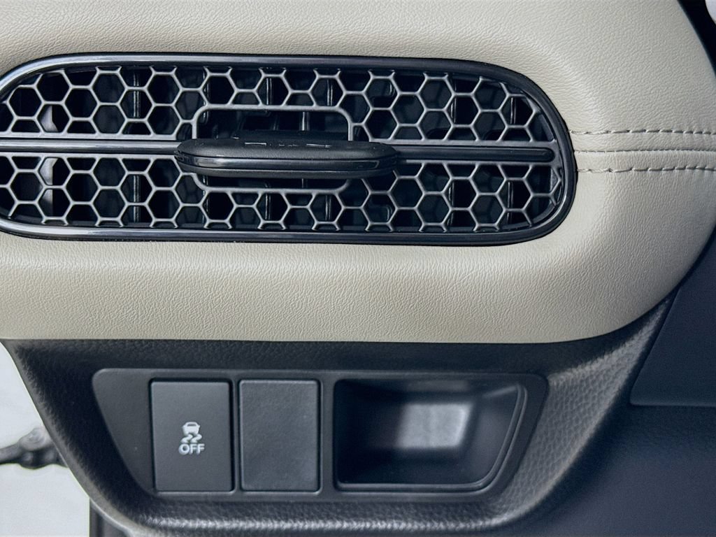 New 2027 Honda HR-V LX image 15