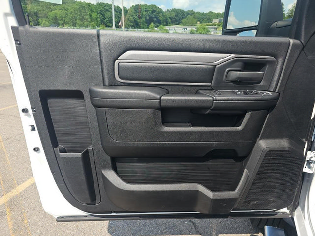 Used 2024 RAM 5500 Tradesman AWD/4WD image 10