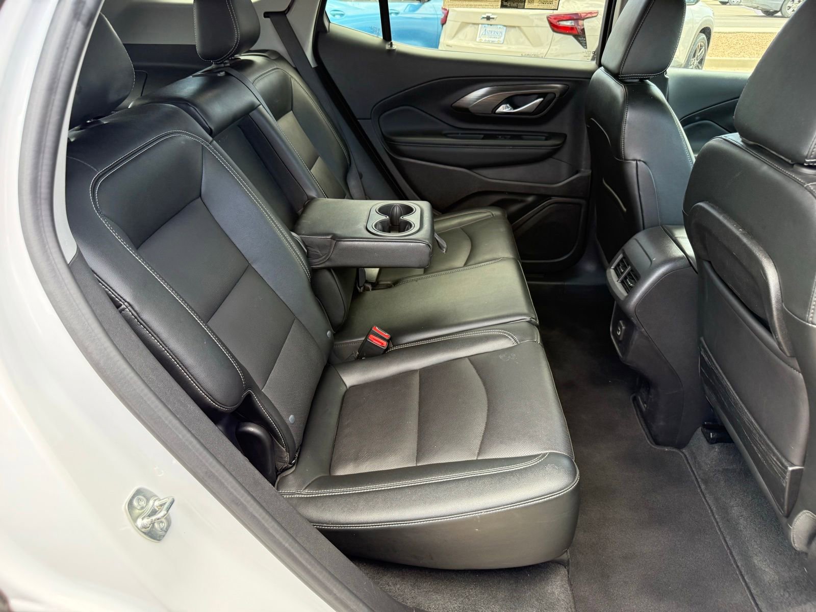 Used 2024 GMC Terrain SLT AWD/4WD image 37