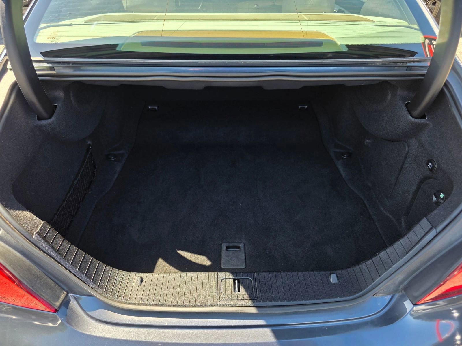 Used 2015 Mercedes-Benz CLS 400 w/ Premium 2 Package image 19