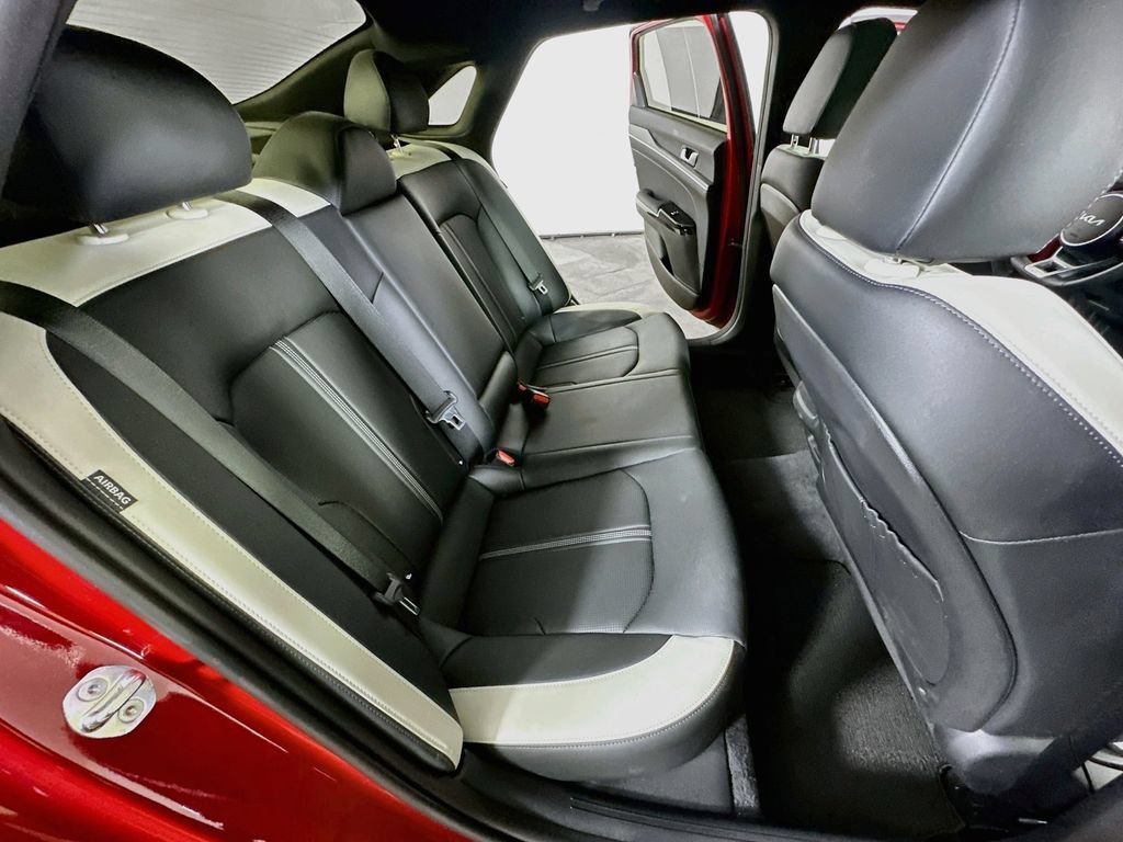Used 2025 Kia K5 GT-Line w/ GT-Line Premium Package FWD image 12
