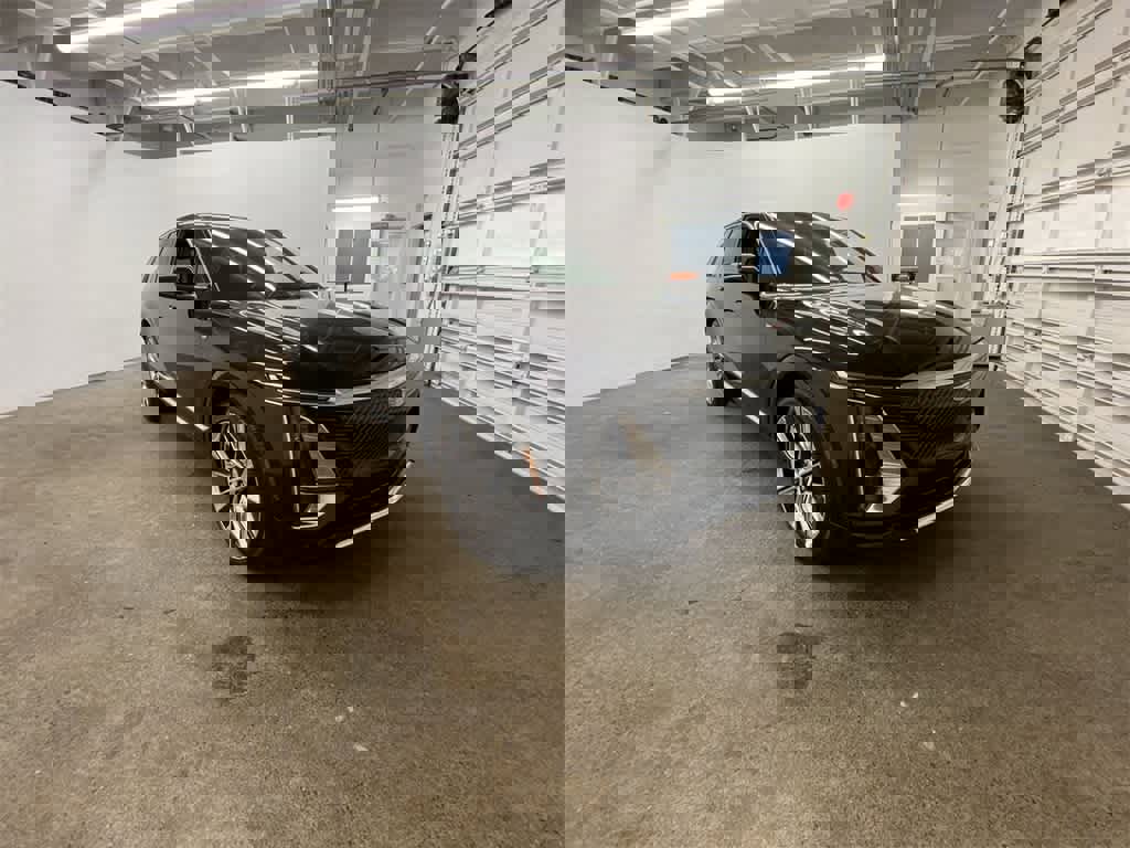 Certified 2024 Cadillac Lyriq Luxury image 8