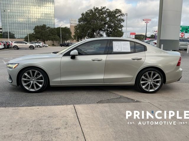 Used 2020 Volvo S60 T5 Momentum
