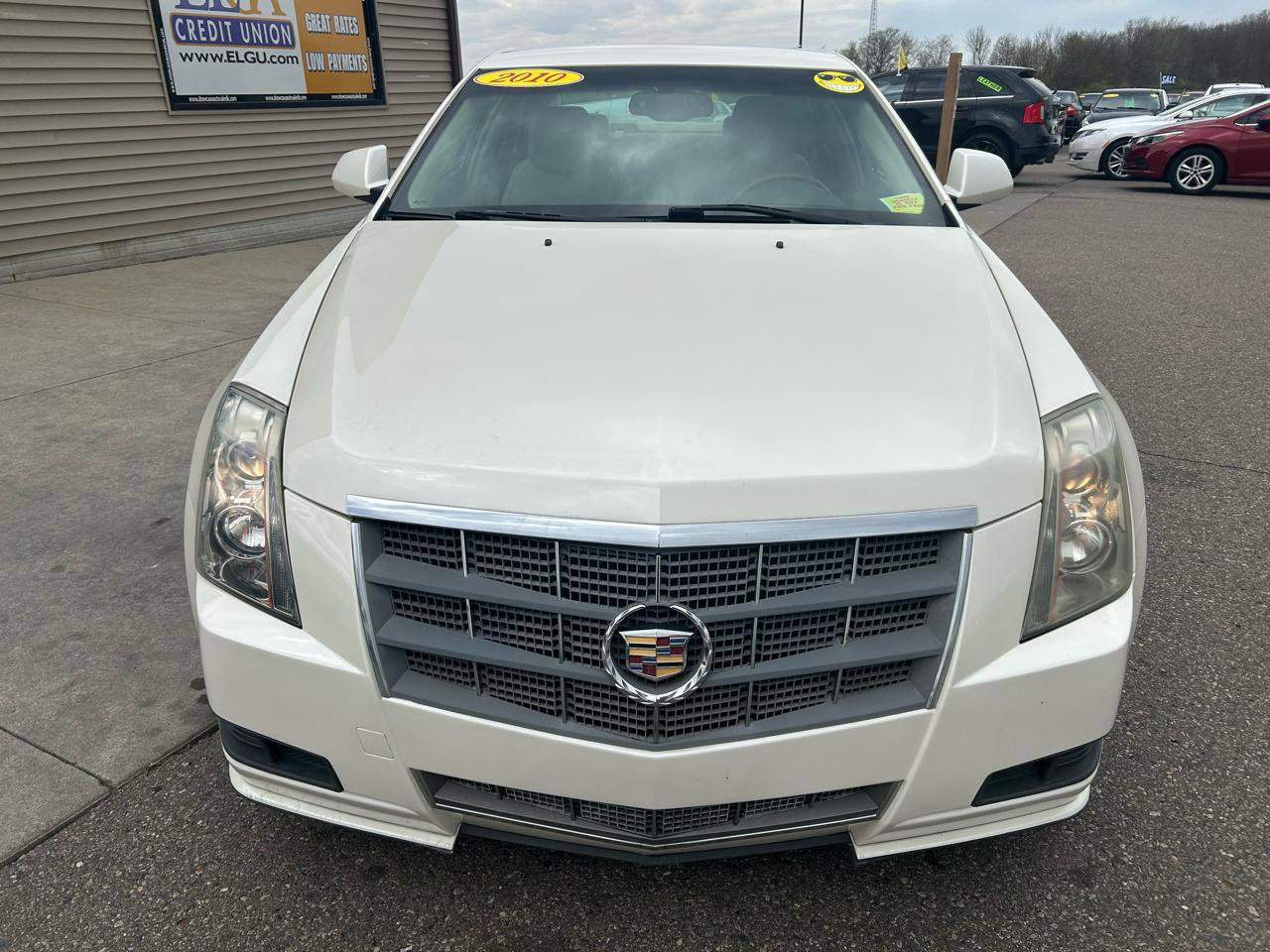 Used 2010 Cadillac CTS Luxury RWD image 2