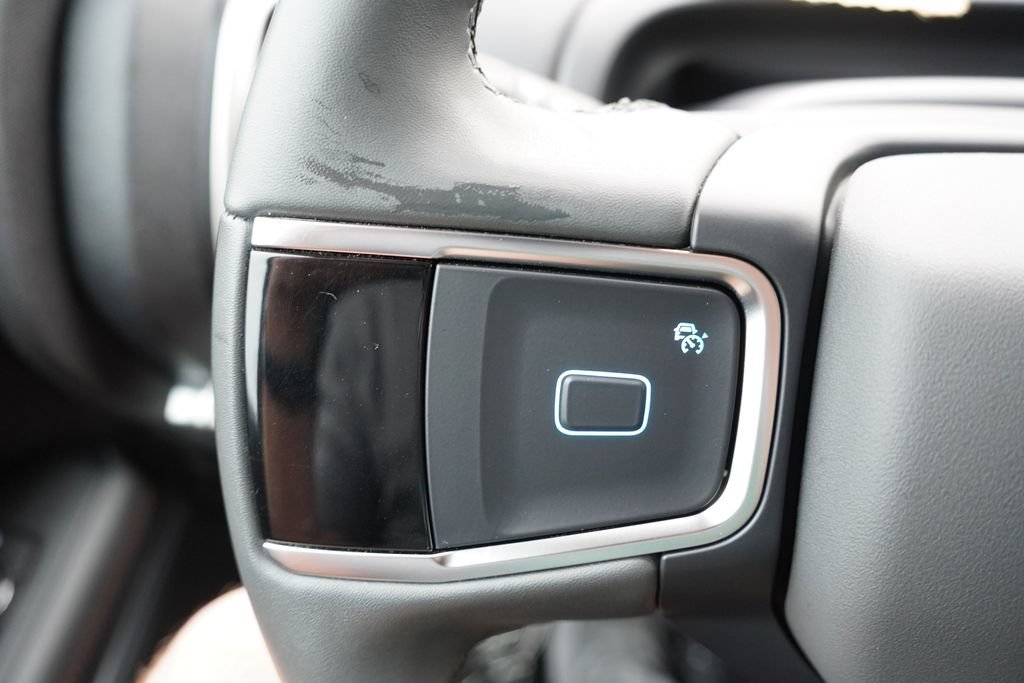 Certified 2025 Ford Expedition Active AWD/4WD image 37