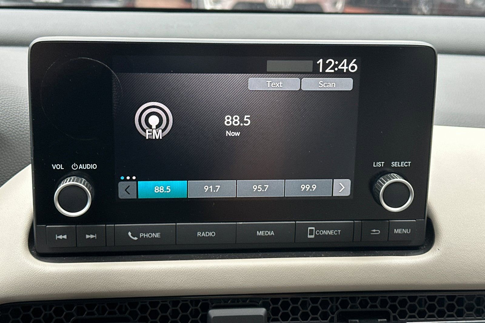 Used 2024 Honda HR-V LX image 23