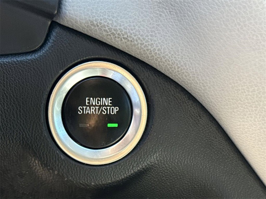 Used 2022 Chevrolet Equinox LS image 15