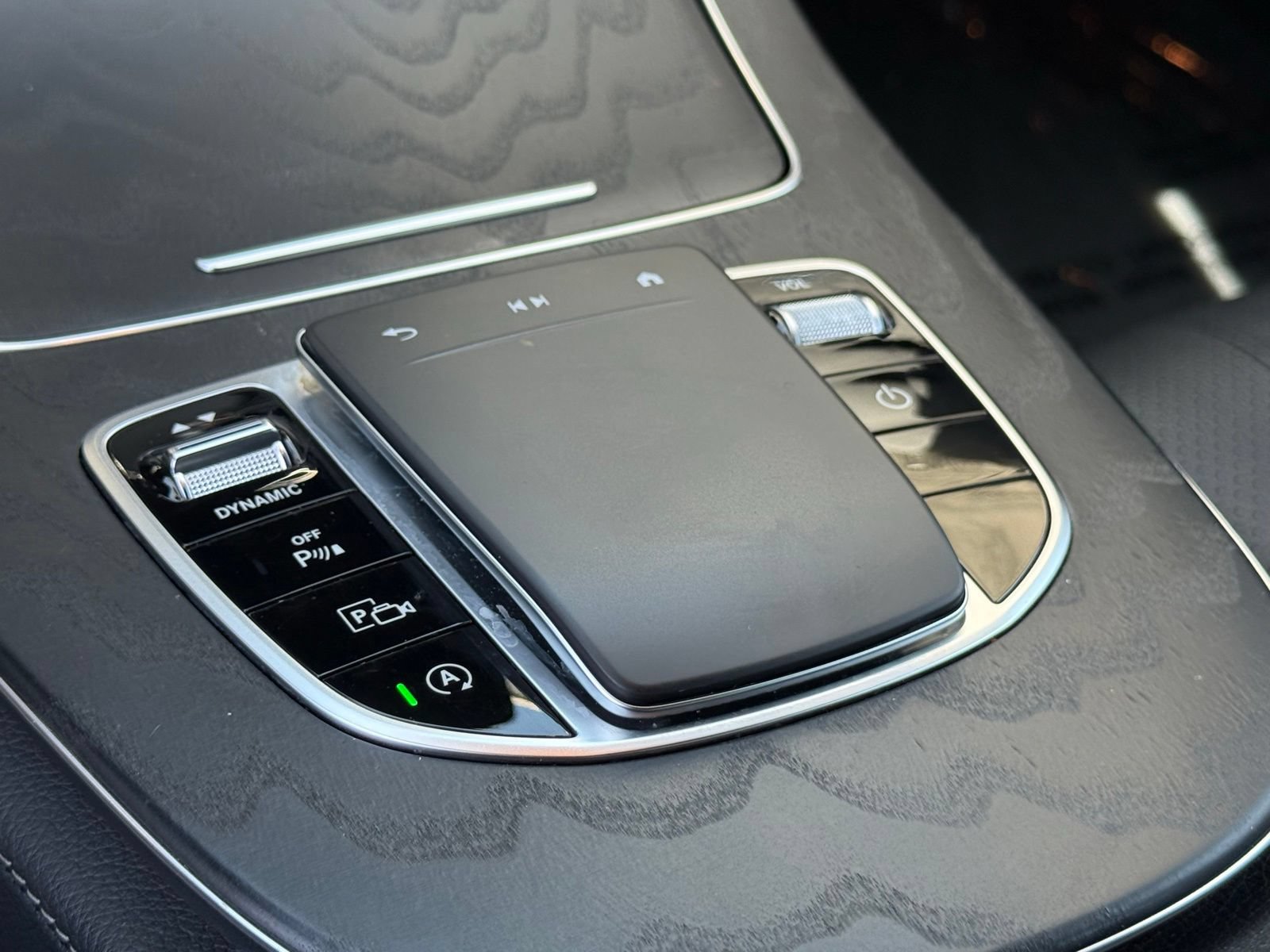Used 2023 Mercedes-Benz E 450 4MATIC Sedan image 37