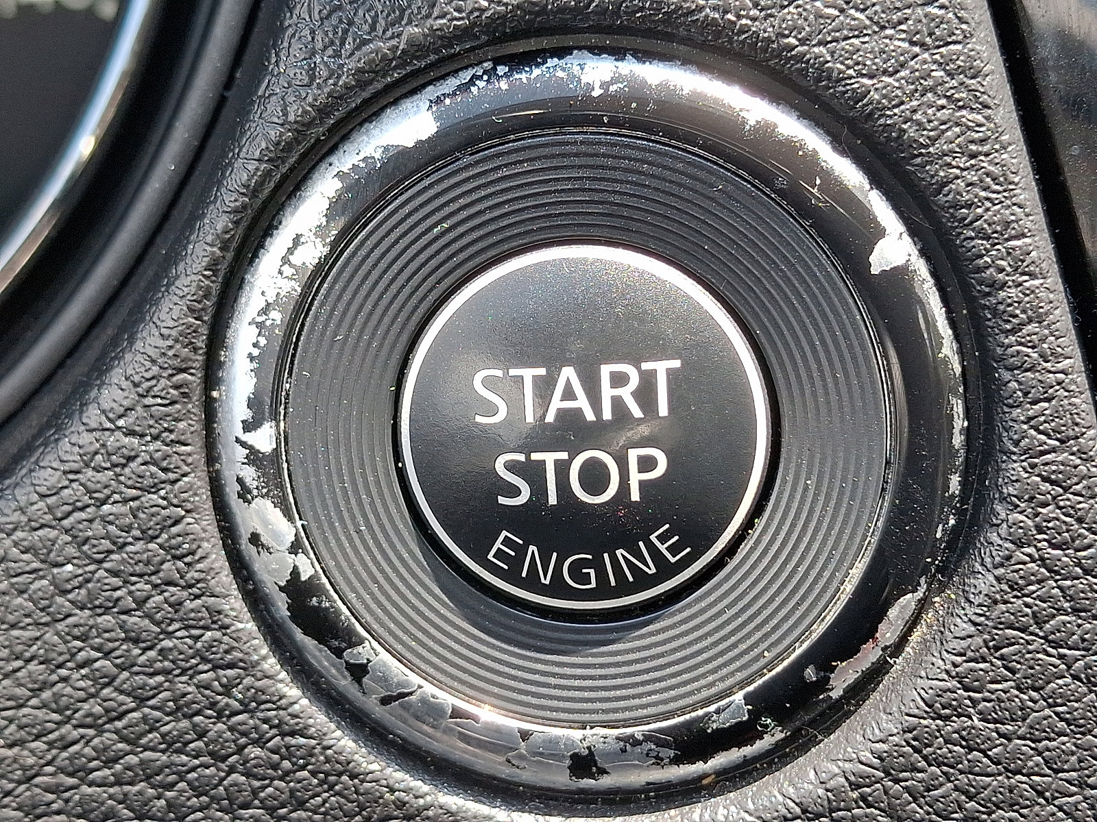 Used 2019 Nissan Rogue Sport SV w/ Technology Package image 23