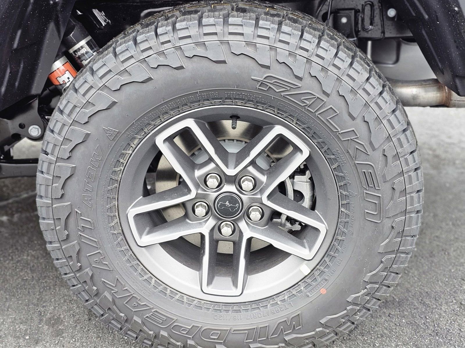 New 2026 Jeep Gladiator Mojave image 9