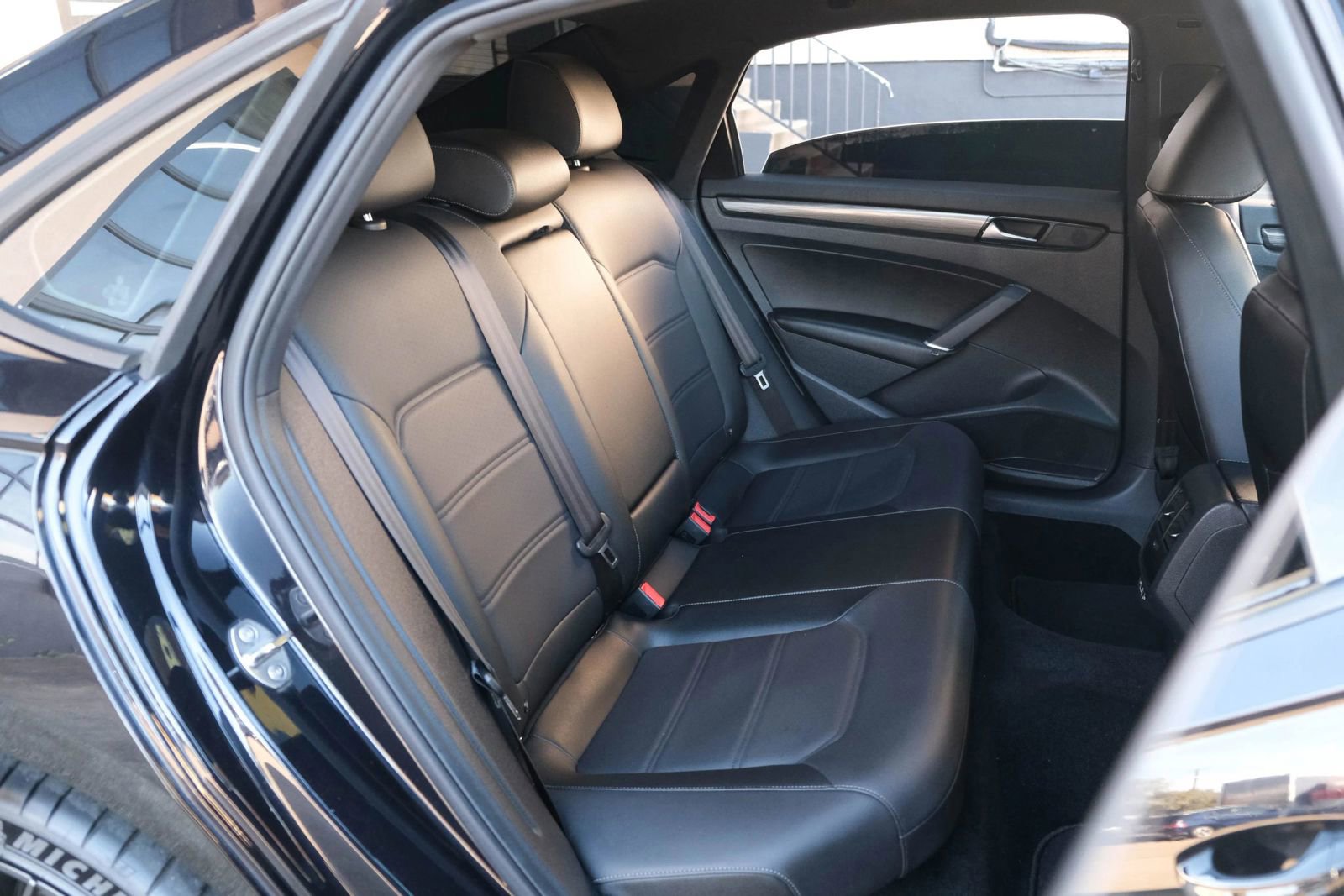 Used 2022 Volkswagen Passat 2.0T R-Line FWD image 21