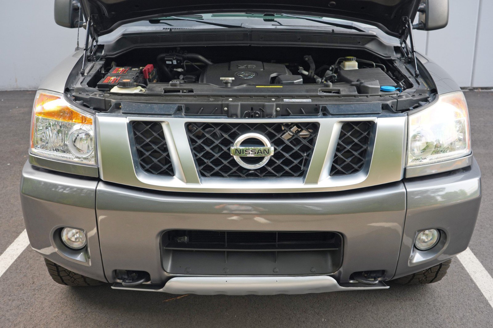 Used 2015 Nissan Titan PRO-4X AWD/4WD image 7