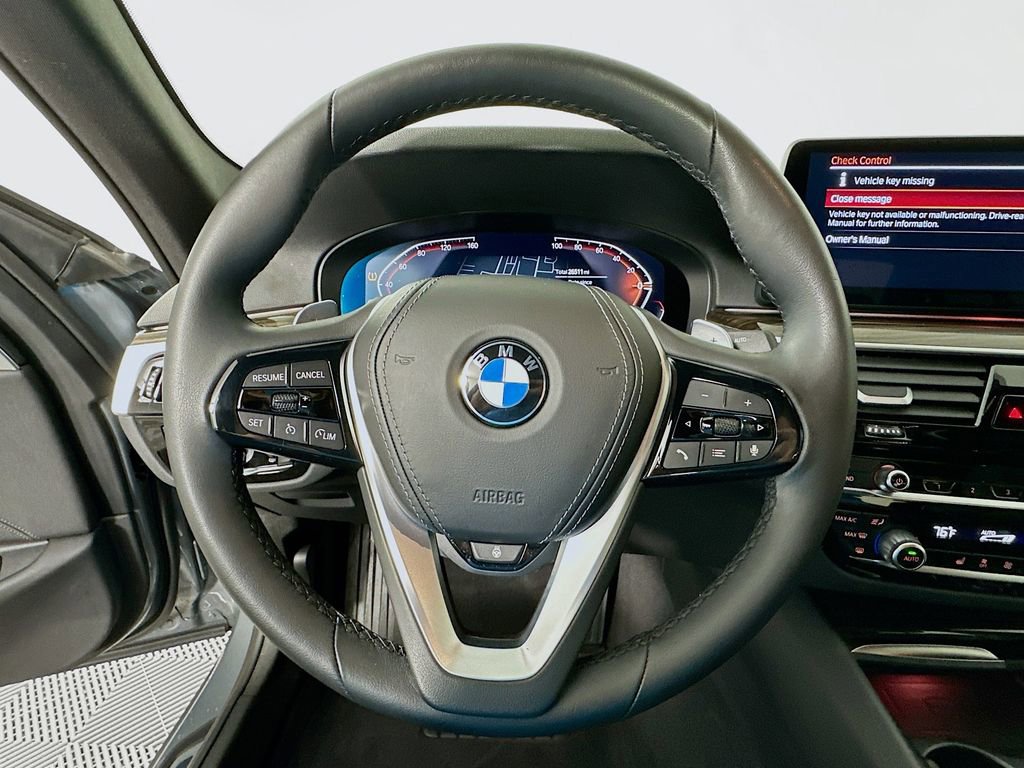 Certified 2023 BMW 540i w/ Premium Package image 11