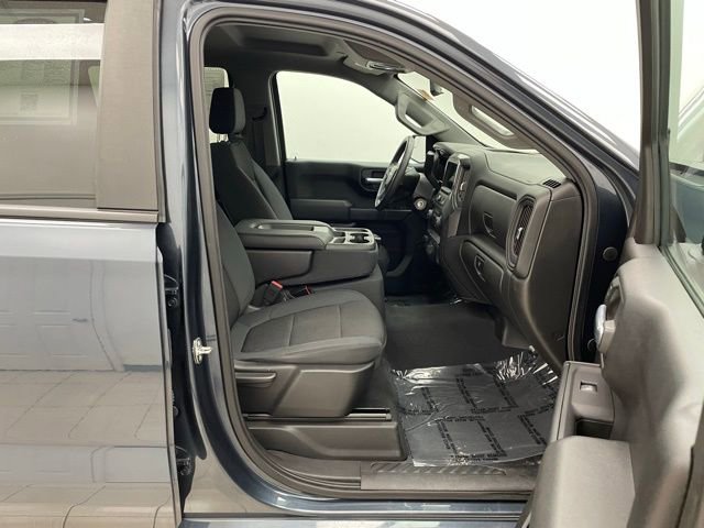 Used 2019 Chevrolet Silverado 1500 Custom w/ Custom Value Package image 14