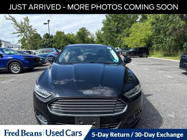 Used 2016 Ford Fusion SE w/ Equipment Group 202A AWD/4WD image 2