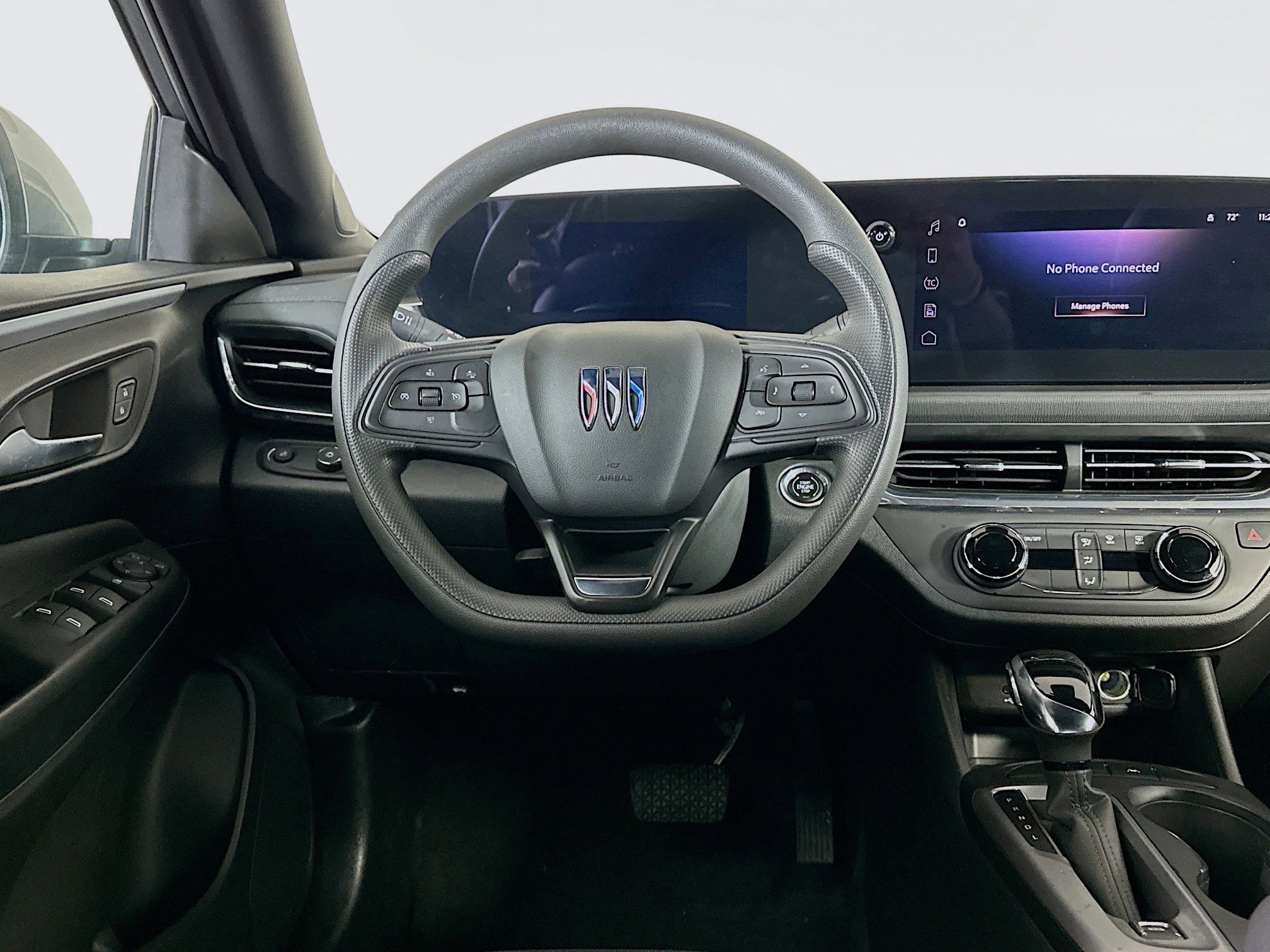 Used 2025 Buick Envista Preferred image 17