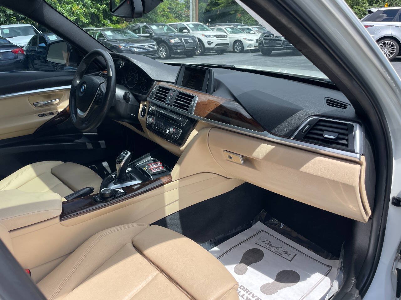 Used 2017 BMW 330i Sedan RWD image 12