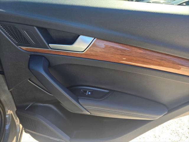 Used 2023 Audi Q5 e Premium Plus w/ Premium Plus Package image 13