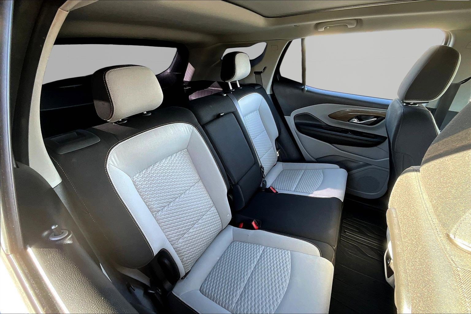 Used 2021 GMC Terrain SLE w/ Driver Convenience Package image 26