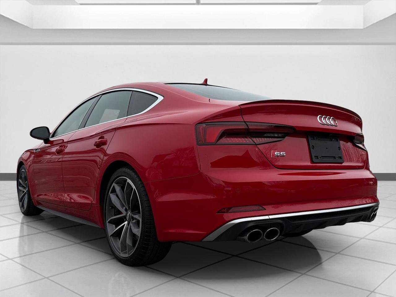 Used 2018 Audi S5 Premium Plus w/ Navigation Package image 4