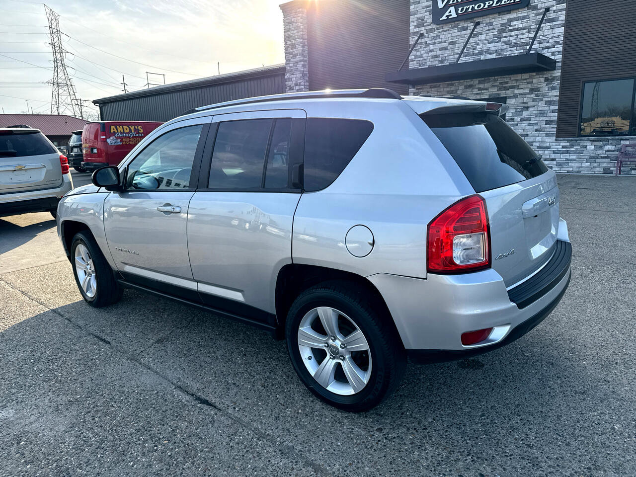Used 2012 Jeep Compass Latitude image 2
